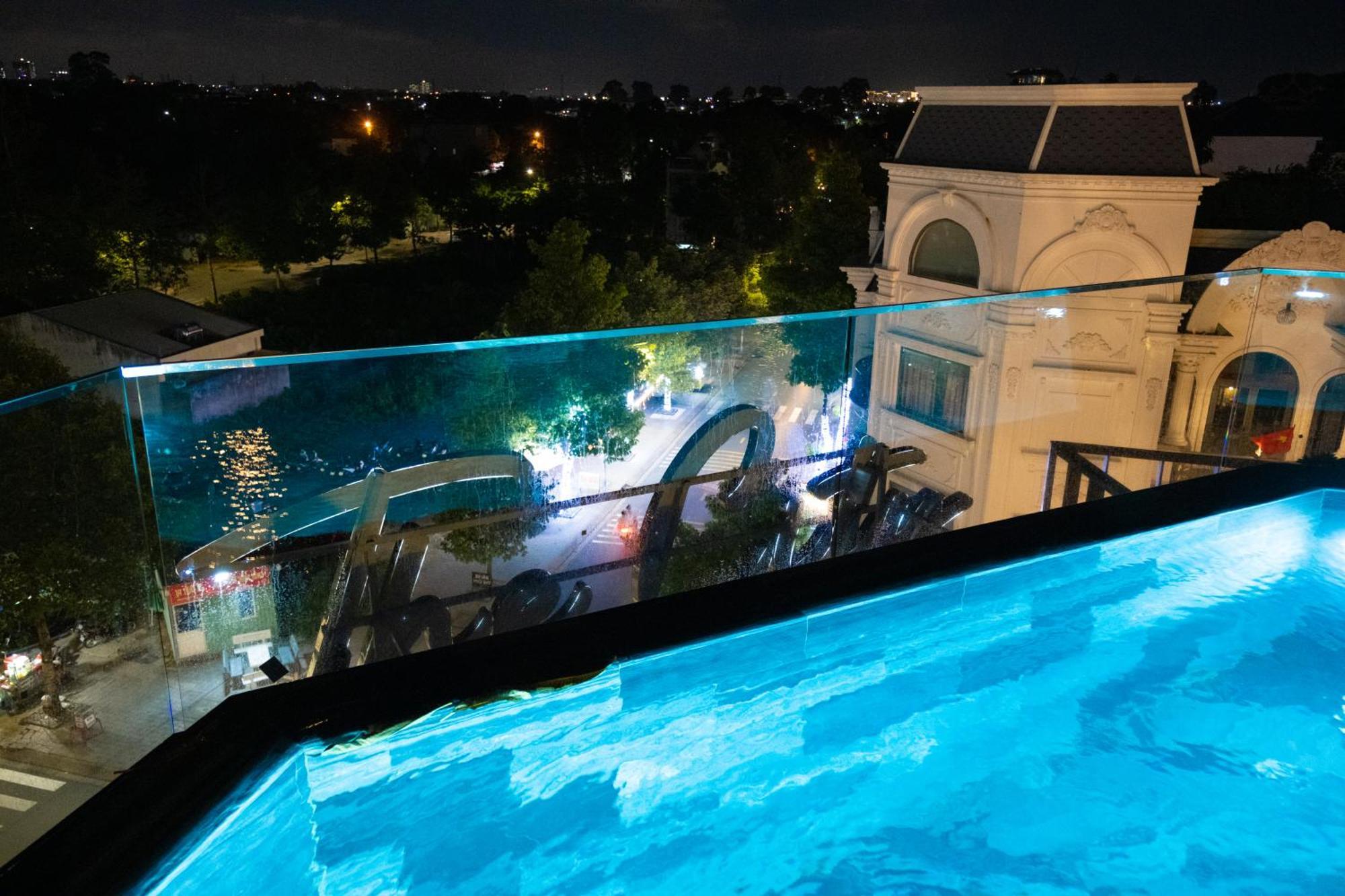 The City Boutique Hotel ビエンホア エクステリア 写真