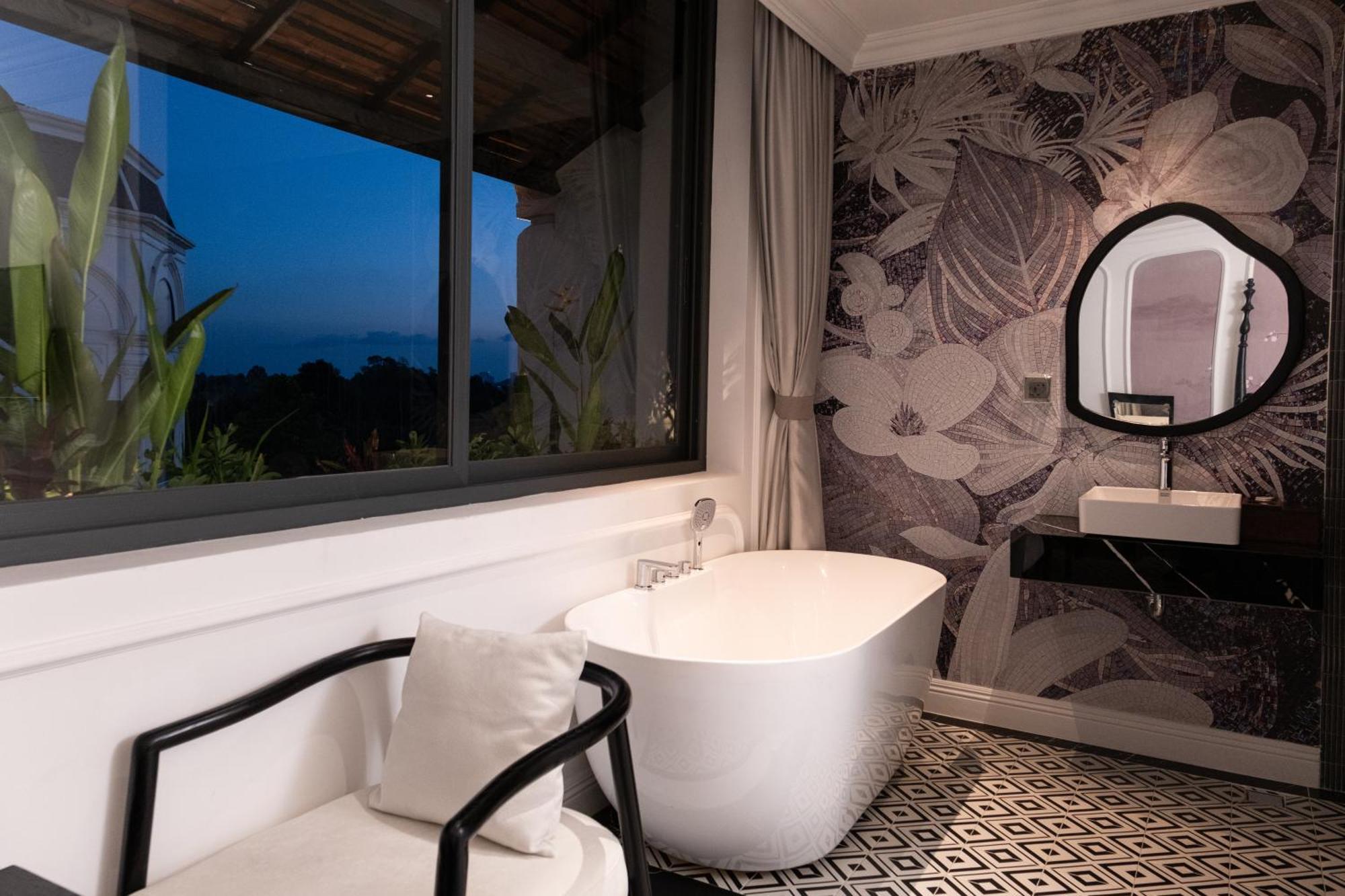 The City Boutique Hotel ビエンホア エクステリア 写真